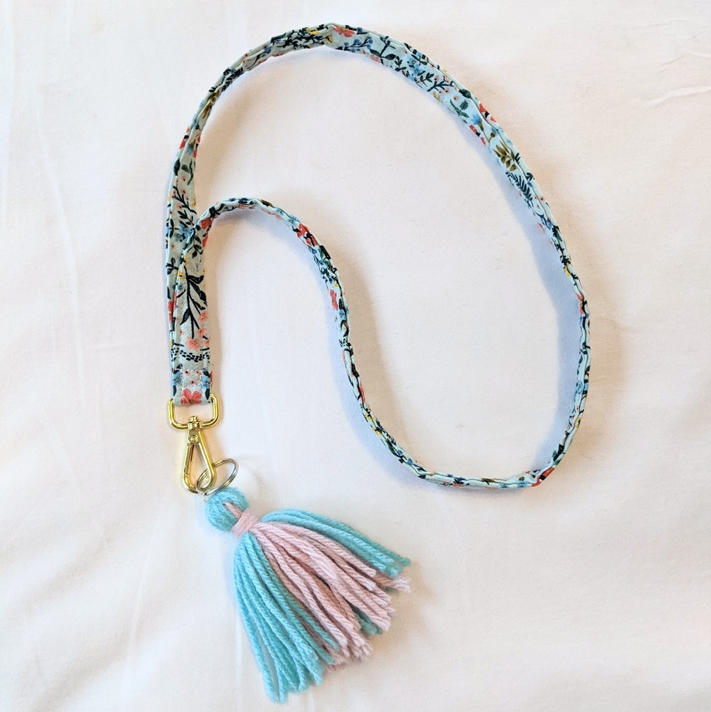 🆕RIFLE PAPER CO Wildwood Mint lanyard